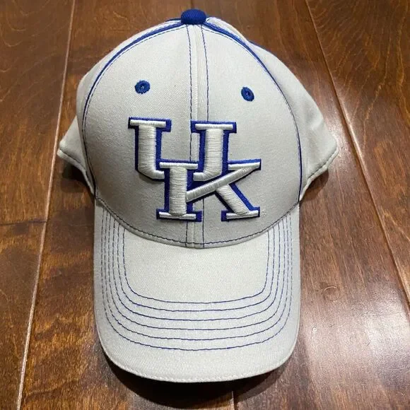 Top Of The World Vintage UK Kentucky NCAA Stretch Fitted Cap White Blue One Size - Picture 3 of 7